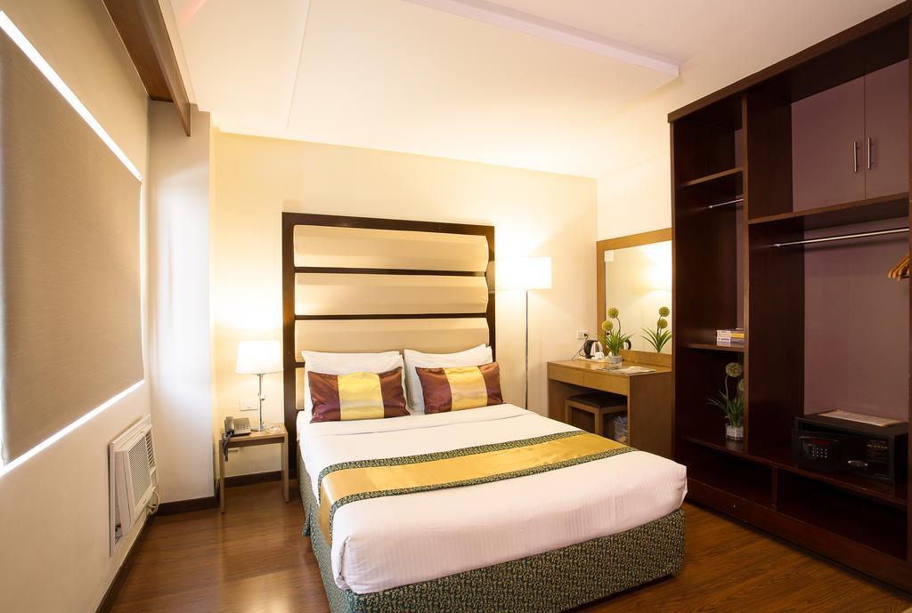 Vieve Hotel Manila Esterno foto