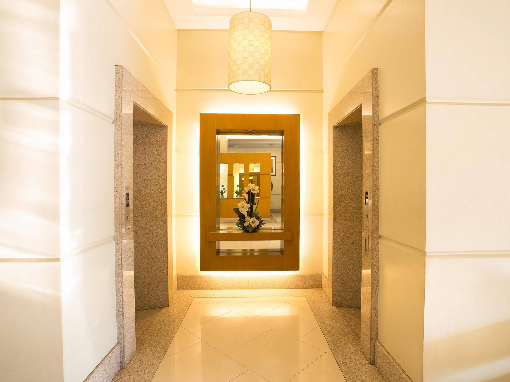 Vieve Hotel Manila Esterno foto